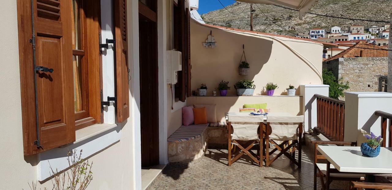 Vila Mika'S House Chalki Town Exteriér fotografie